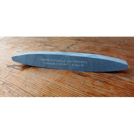 Brúsok na kosu Saurat