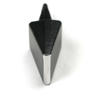 Naklepávacia babka ostrá